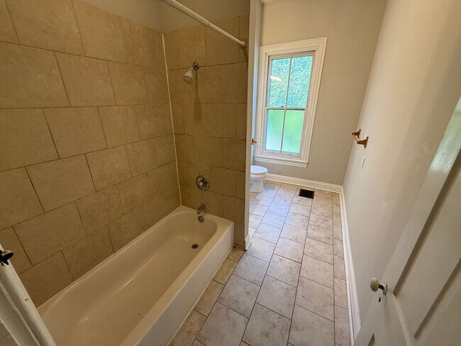 Building Photo - Beautiful Victorian Rowhome with Modern Updates – Available Now!