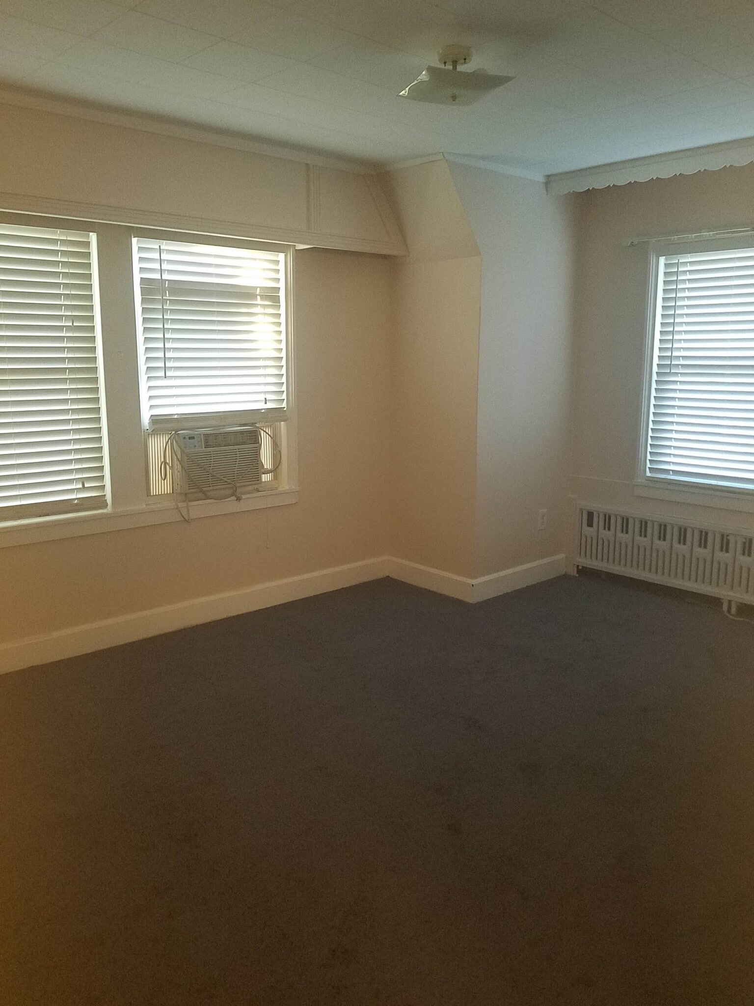 Building Photo - 21 Sunship Rd