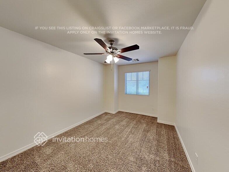 Building Photo - 6731 W Desert Ln