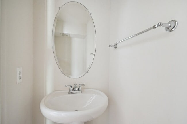 Building Photo - This beautiful townhome spans three finished levels and over 2800 square feet.