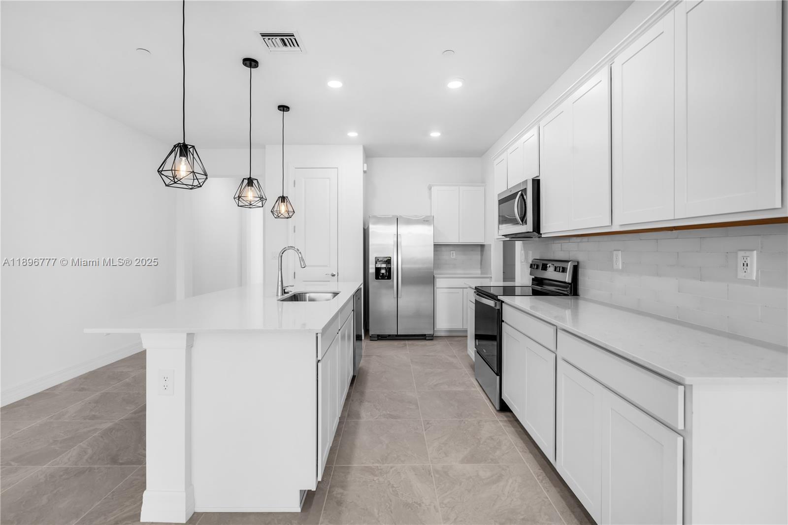 Building Photo - 8356 NW 7th Pl