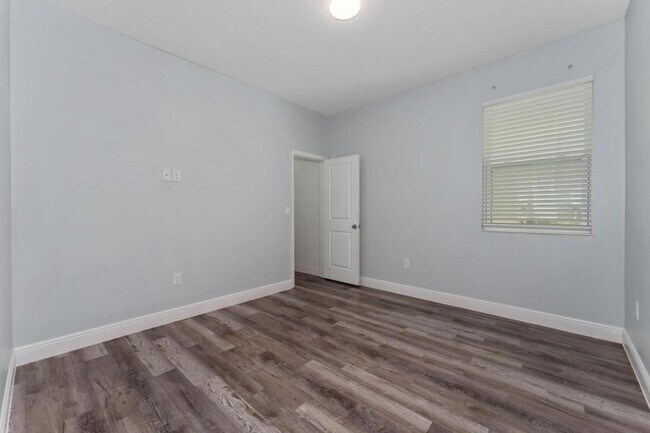 Building Photo - 12845 Sawgrass Pine Cir
