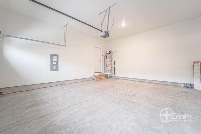 Building Photo - 15312 NE 72nd Way