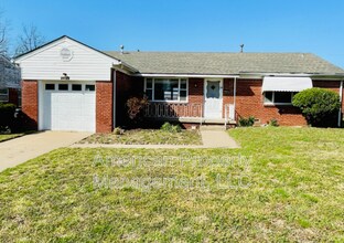 Building Photo - 4409 E 21st Pl