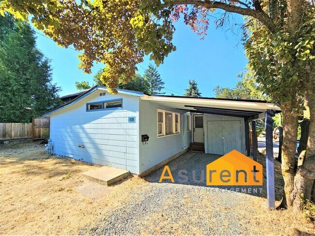 Building Photo - Great Ashland Home Available Now!