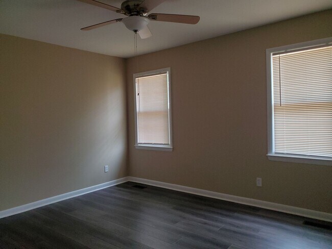 Building Photo - 1960 Windlock Dr