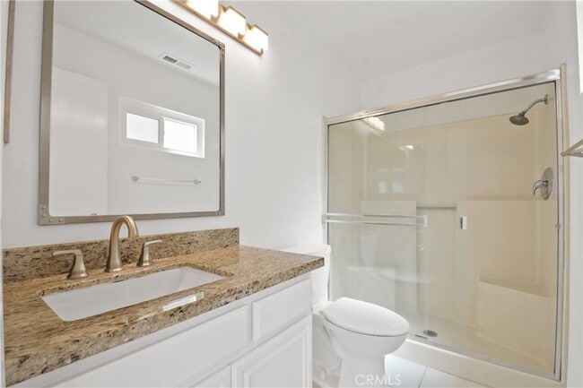 Building Photo - 2175 Pacific Ave