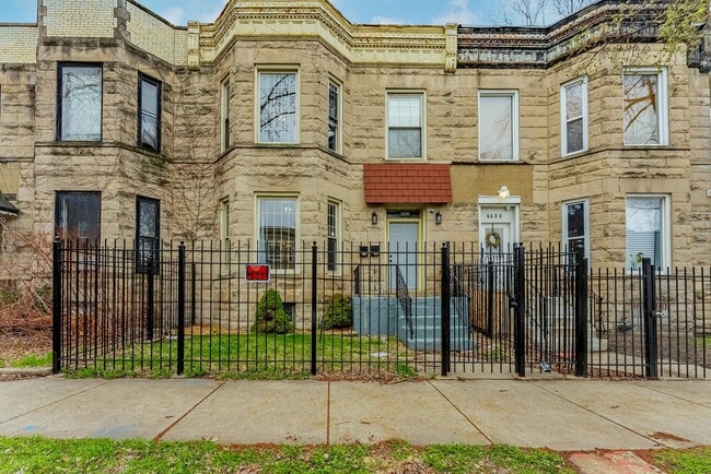 Building Photo - 6602 S Marquette Rd