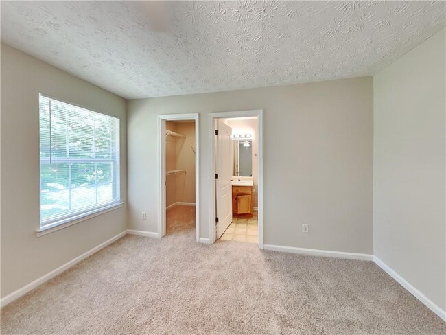 Building Photo - 3116 Fields Dr