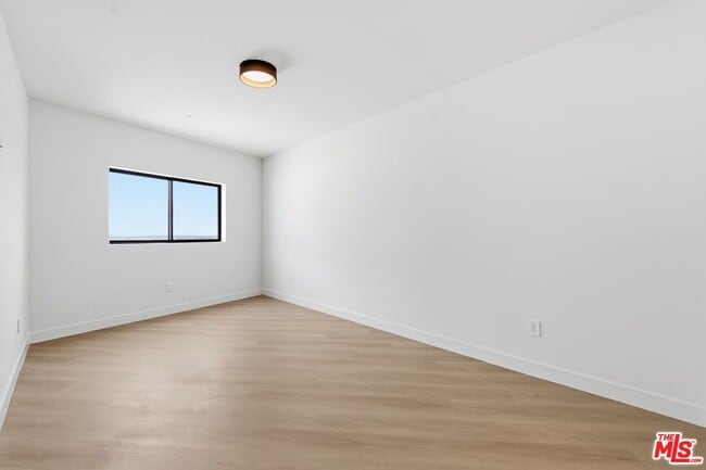 Building Photo - 3845 Don Tomaso Dr