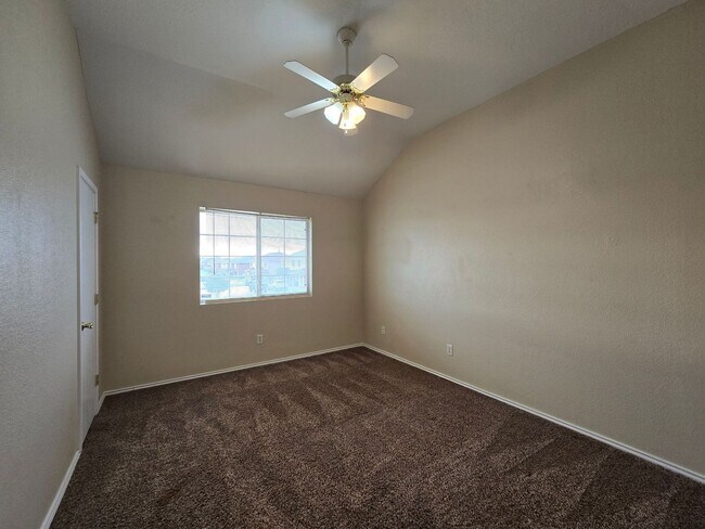 Building Photo - PRICE REDUCTION - AVAILABLE NOW!