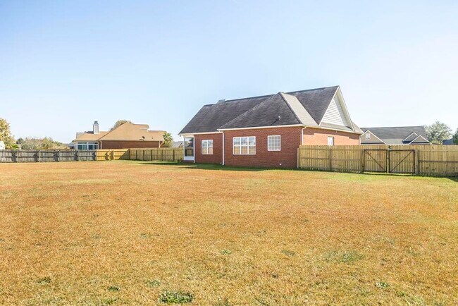 Building Photo - 807 Loudon Hill Dr