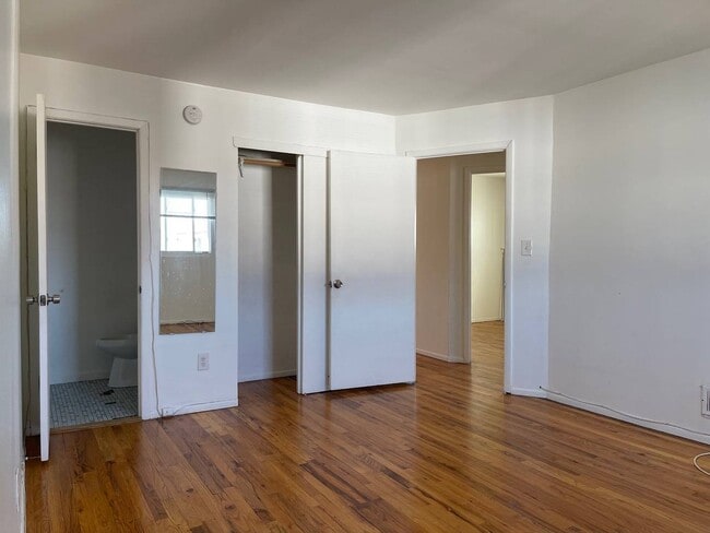 Building Photo - 37 Cedarwood Ct