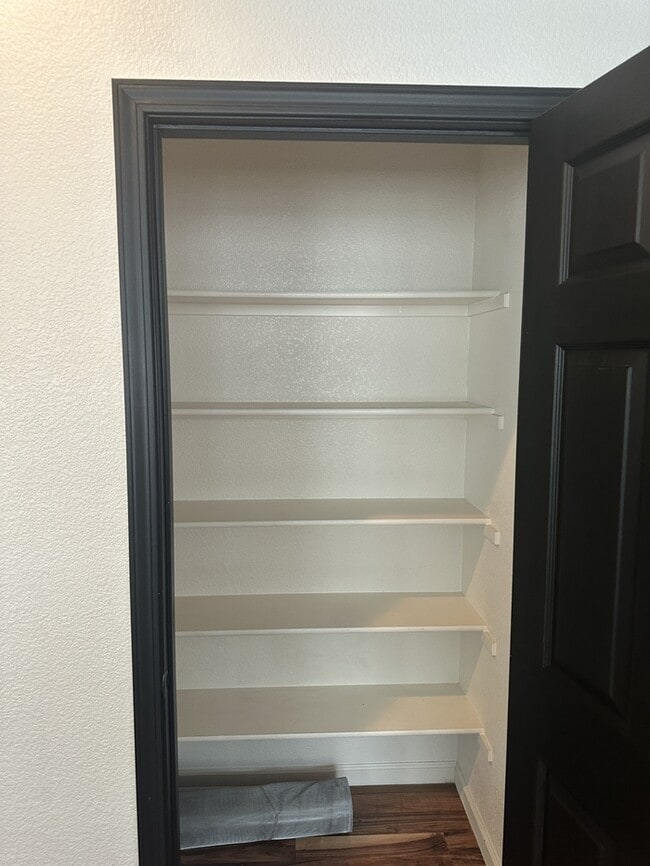 Building Photo - 3904 Purple Finch Ln