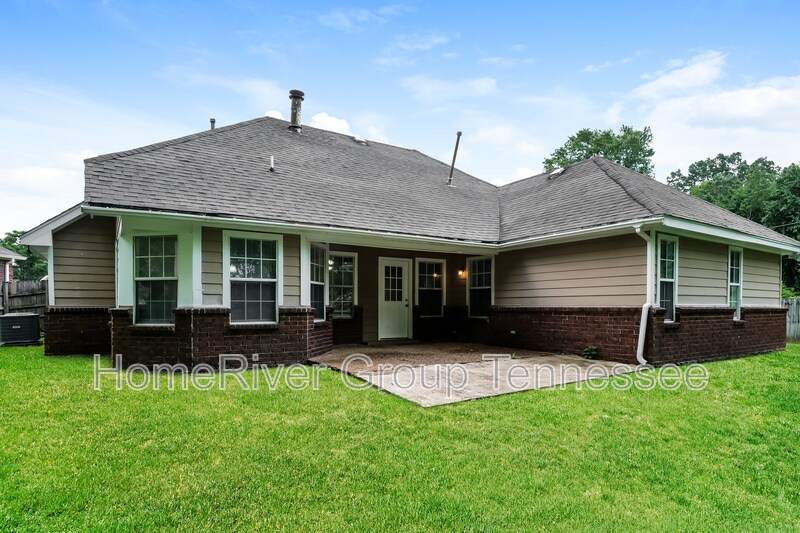 Building Photo - 6611 Nelson Way Dr