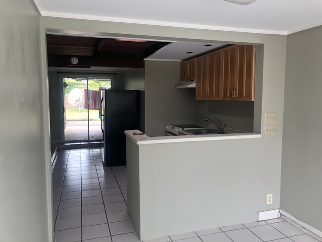 Building Photo - 45-308-308 Lehuuila St
