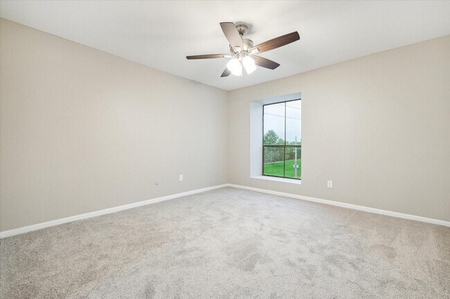 Building Photo - 3085 Walnut Bend Ln