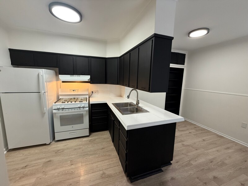 Building Photo - 4 Linden Ave