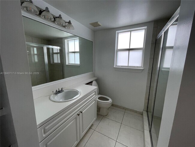 Building Photo - 6851 SW 44th St