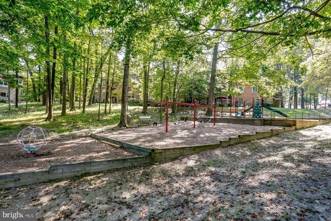 Building Photo - 8326 Darlington St