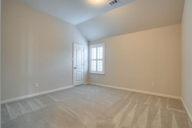 Building Photo - 7747 Ivanhoe Dr