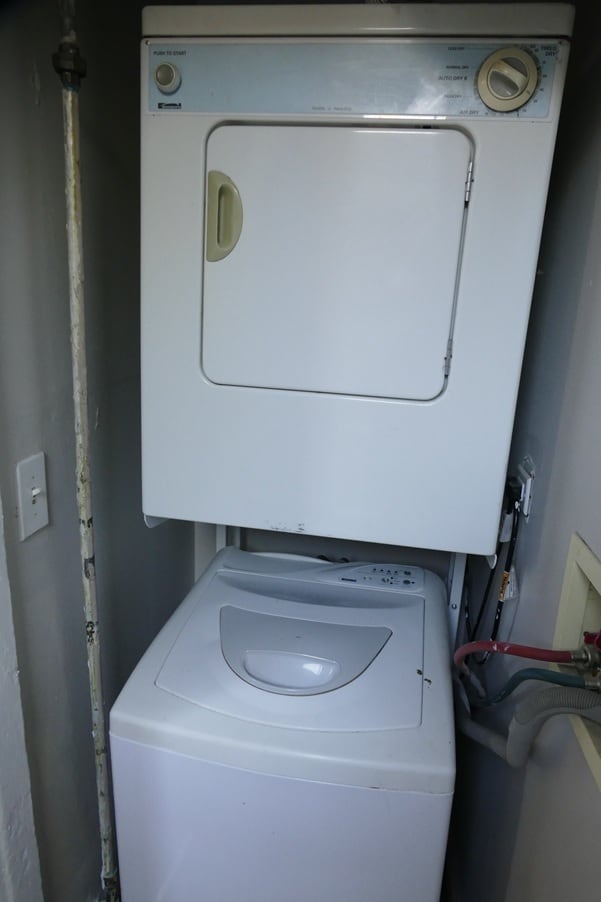 Building Photo - 1729 N Fairfield Ave