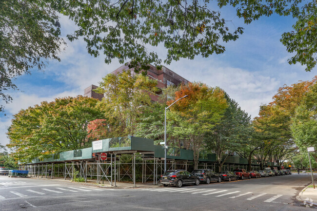 Building Photo - The Waterfall Apartments