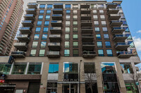 Building Photo - 1 E 8th St