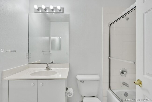 Building Photo - 2613 SW 83rd Terrace