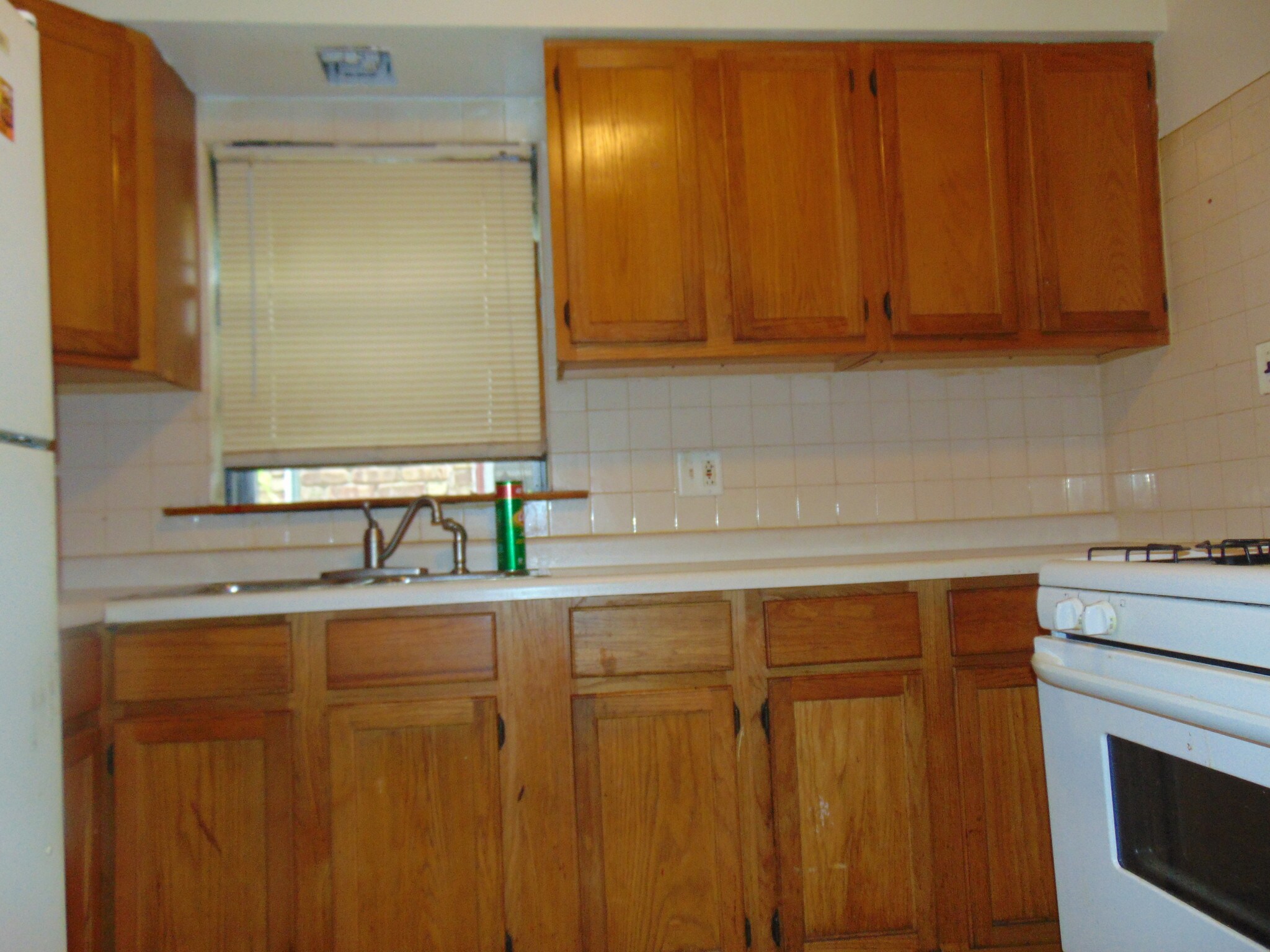 Building Photo - 2521 W 69th St