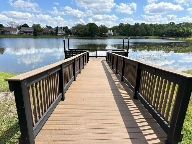 Building Photo - 2533 Grassy Point Dr