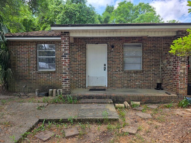 Primary Photo - 6710 Gulley Ln