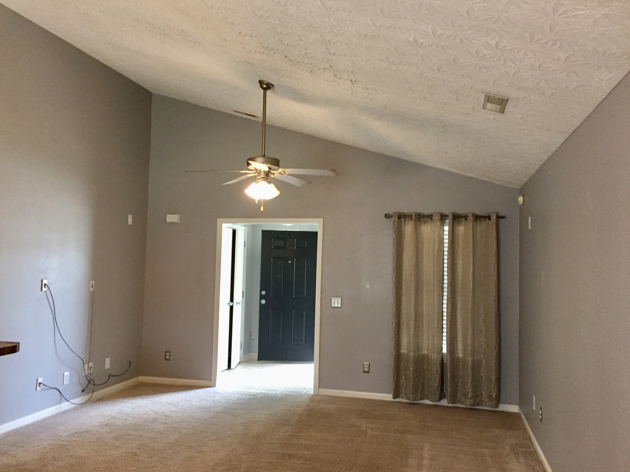 Building Photo - 3044 Shady Knoll