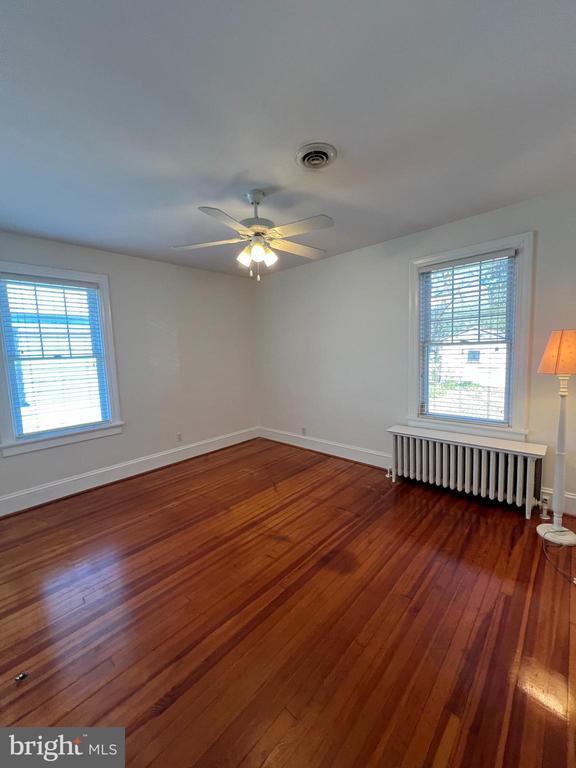 Building Photo - 1502 Greycourt Ave