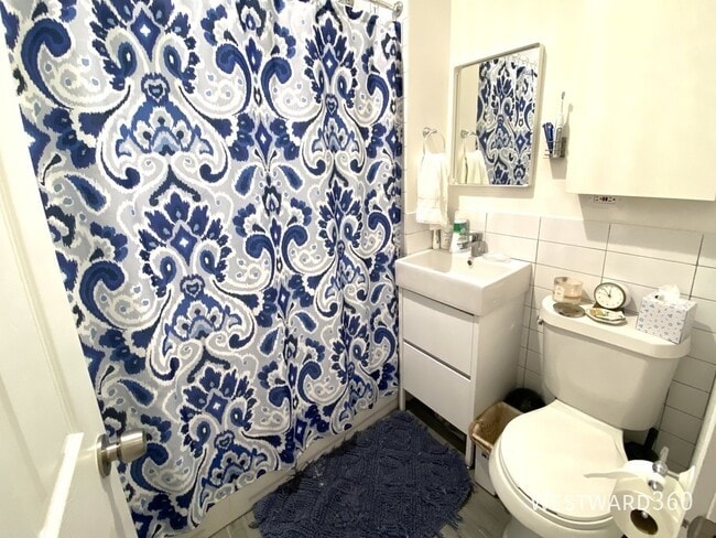 Building Photo - 4547 N Albany-1