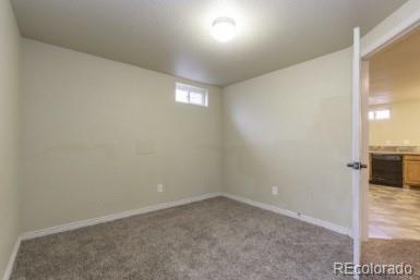 Building Photo - 9864 Pennsylvania Dr