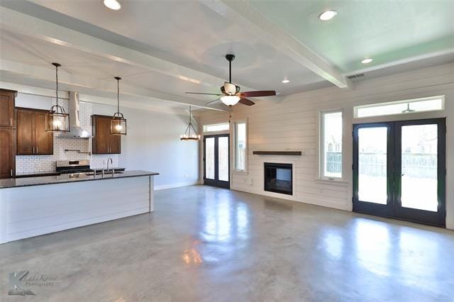 Building Photo - 3802 Carrera Ln