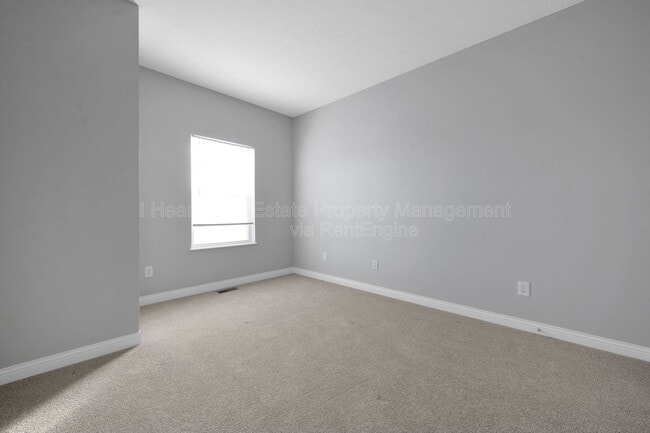 Building Photo - 5635 Holly River Ave