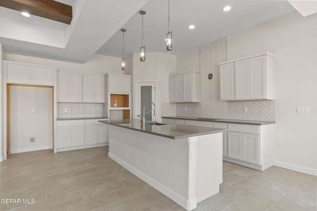 Building Photo - 13653 Baja Vista Ct