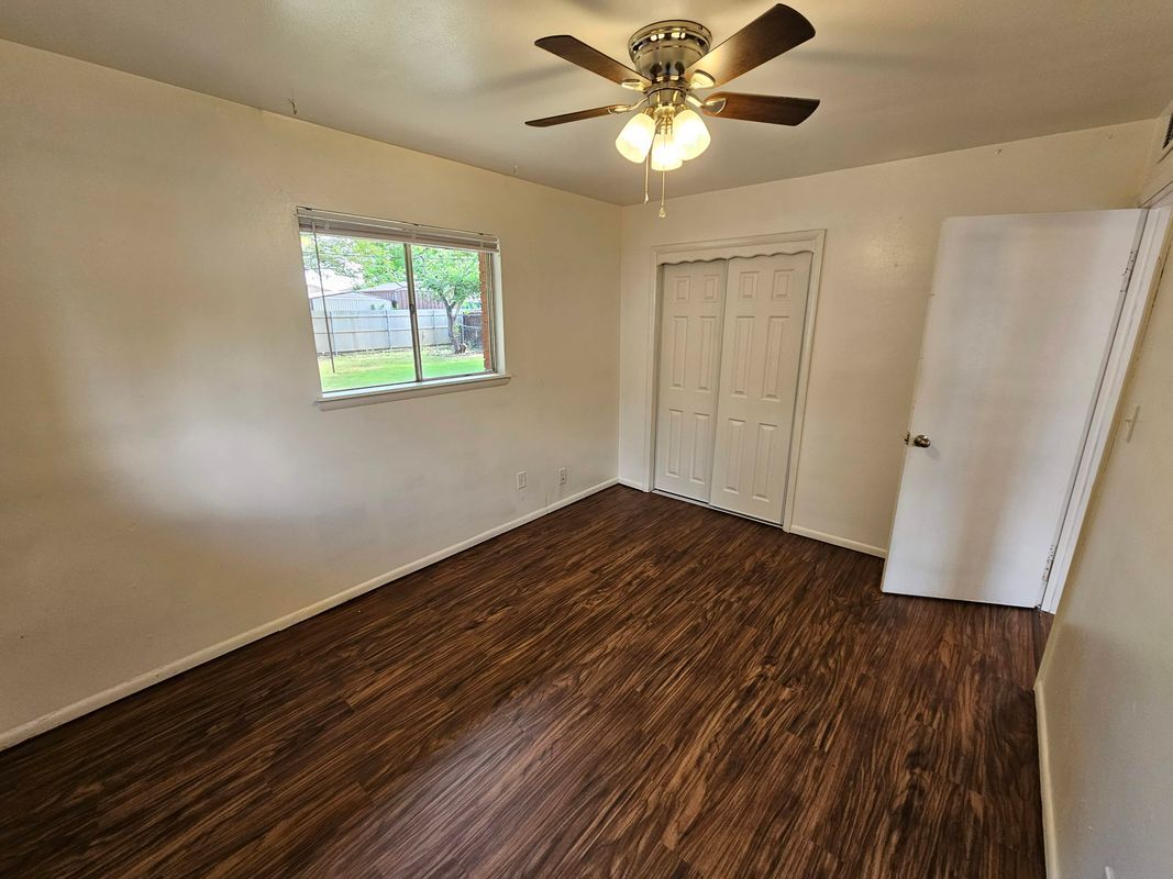 Building Photo - 2728 SW 65th St