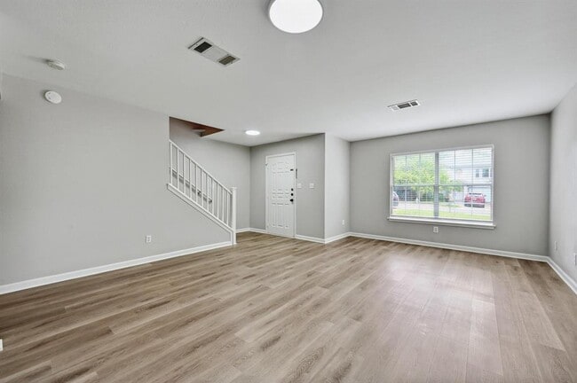 Building Photo - 8139 Evadean Cir