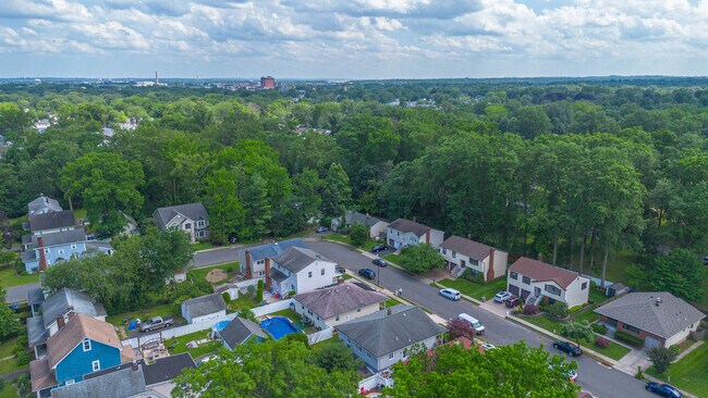 Building Photo - 1031 Di Antonio Dr