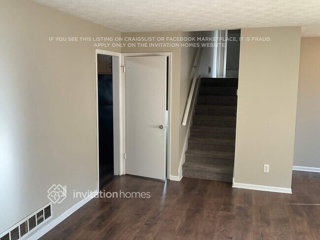 Building Photo - 216 Jousters Ln NW