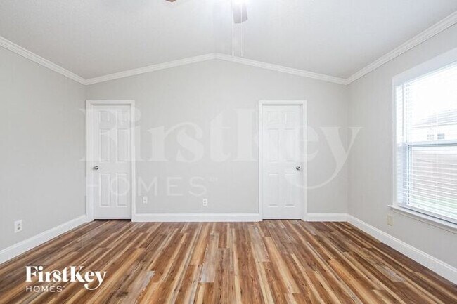Building Photo - 969 Stonehurst Dr