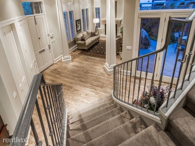 Building Photo - 4 br, 3.5 bath Duplex - 400 Clayton Street