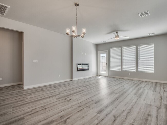 Building Photo - Beautiful Home in Edmond/Oklahoma City