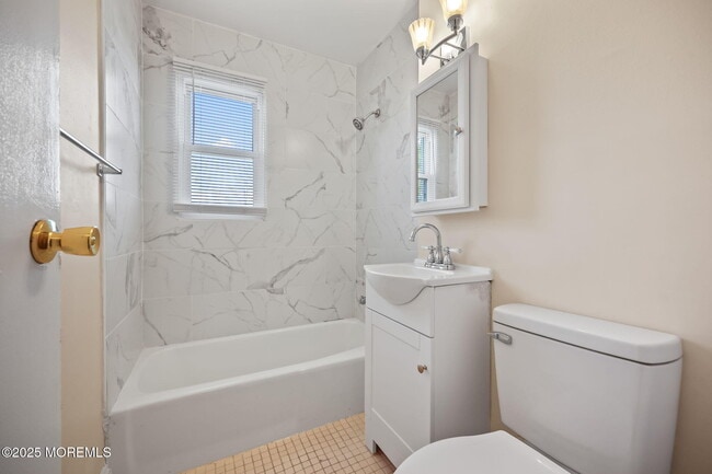 Building Photo - 175 Buckelew Ave