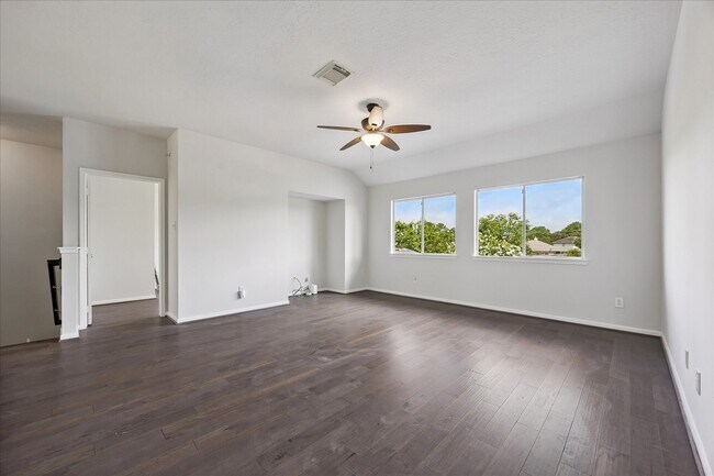 Building Photo - 3214 Trotwood Ln