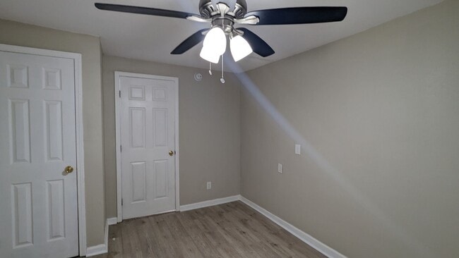 Building Photo - 204 Brigadier St