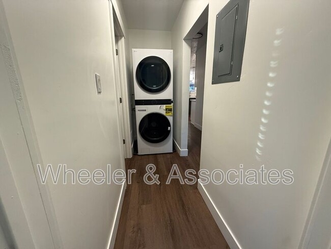 Building Photo - 3714 Brinker Ave